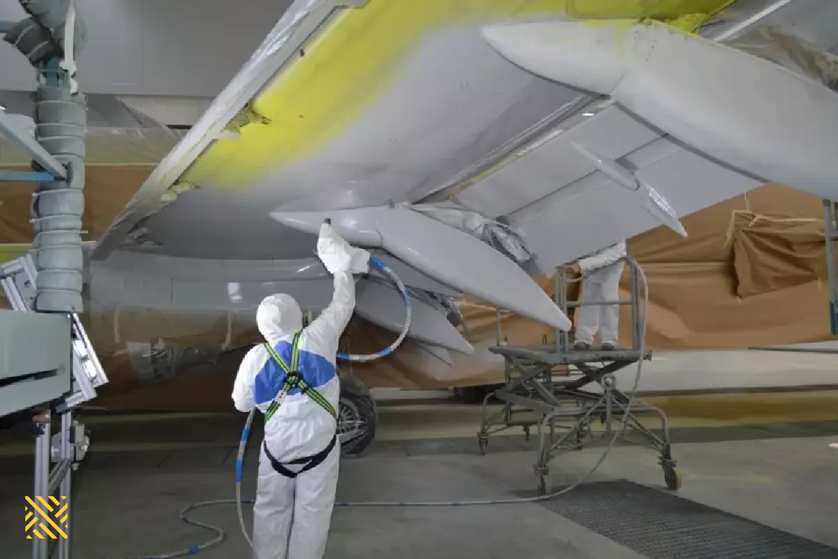 چرا رنگ پلی اورتان در هواپیما هم استفاده میشود؟